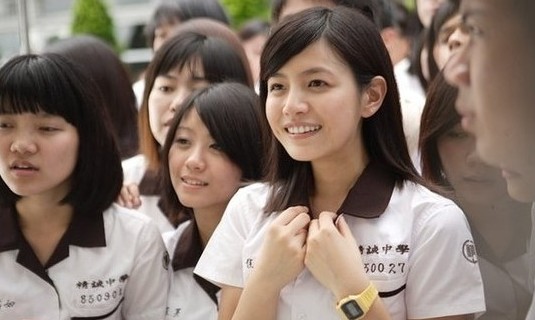 <em>那些年我们一起追过的</em>娱乐圈<em>校服</em>女神-尚一网