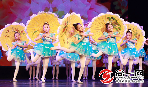 杭州: 寒潮发力 西湖结冰 -尚一网-新闻