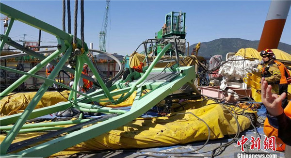 韩国三星重工一造船厂起重机倒塌 5人死亡